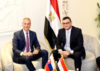 وزير الإسكان يعرض الفرص الاستثمارية المتاحة بالمدن الجديدة على وزير الاستثمار والتطوير الإقليمي بسلوفاكيا 1 وزير الإسكان يعرض الفرص الاستثمارية المتاحة بالمدن الجديدة على وزير الاستثمار والتطوير الإقليمي بسلوفاكيا