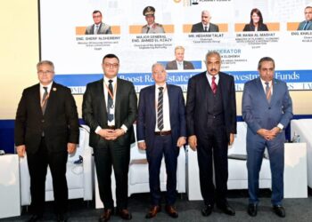 الشربيني: وضعنا مستهدفات لتصدير العقار المصري للخارج من خلال تنويع المنتج العقارى واستغلال ما تتمتع به مصر من مقومات طبيعية 1 الشربيني: وضعنا مستهدفات لتصدير العقار المصري للخارج من خلال تنويع المنتج العقارى واستغلال ما تتمتع به مصر من مقومات طبيعية