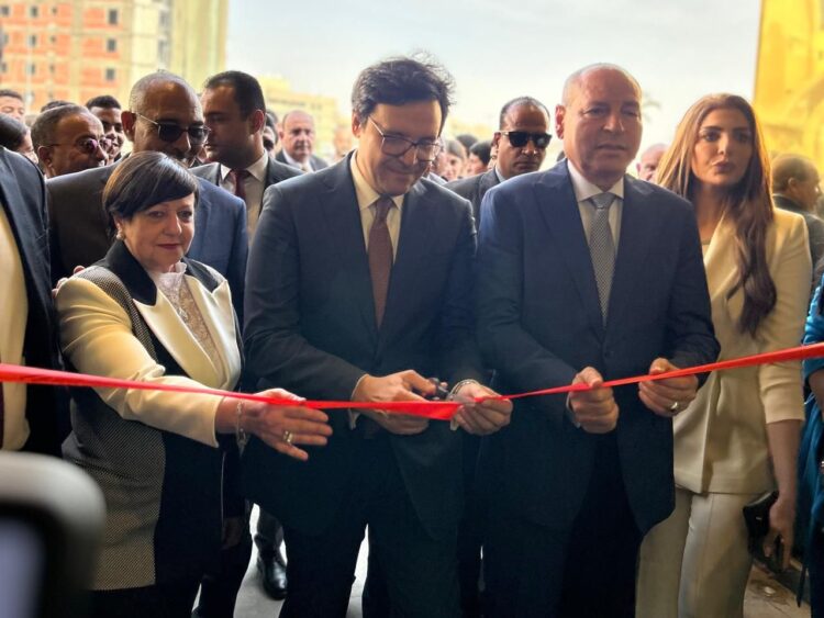 بحضور وزير الثقافة ومحافظ القاهرةمؤسسة مكسيم الخيرية تطلق مكتبة “ن السحار