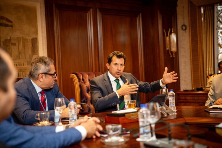 اجتماع تنسيقي بين العاصمة الإدارية للتنمية العمرانية ووزارة الشباب والرياضة