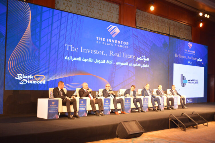 أحمد عبدالله أسعار الفائدة ستبدأ في الانخفاض العام القادم ونتمنى وصولها إلى 15% 1 أحمد عبدالله أسعار الفائدة ستبدأ في الانخفاض العام القادم ونتمنى وصولها إلى 15%