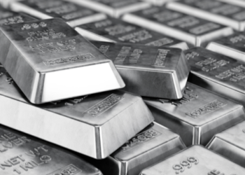 التقرير الأسبوعي لـ «مركز الملاذ الآمن»: تآكل الطلب على الفضة مع تقلص رهانات أسعار الفائدة الأمريكية