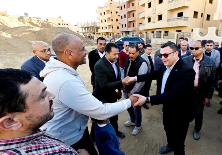 وزير الإسكان يتابع موقف تسليم قطع أراضي الإسكان الاجتماعي والمتميز بمدينة حدائق أكتوبر 1 وزير الإسكان يتابع موقف تسليم قطع أراضي الإسكان الاجتماعي والمتميز بمدينة حدائق أكتوبر