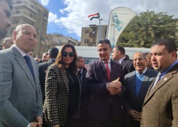 عضو مجلس الغرفة التجارية بالقاهرة: أسعار السلع بالمعرض مخفضة بنسبة تصل إلى 35%.. وإتاحة جميع أنواع السلع بدون استثناء