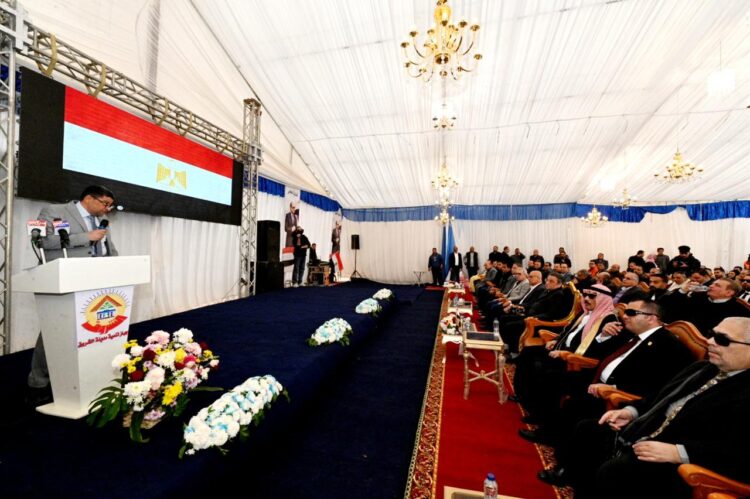 "الإسكان" تُنظم احتفالية تسليم محاضر تقنين أوضاع المواطنين بأراضي منطقة الرابية المضافة لمدينة الشروق 1 “الإسكان” تُنظم احتفالية تسليم محاضر تقنين أوضاع المواطنين بأراضي منطقة الرابية المضافة لمدينة الشروق