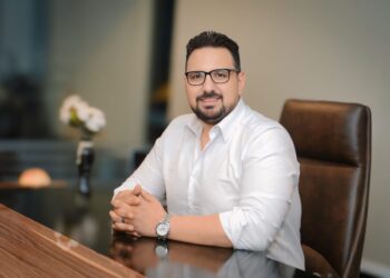 محمد أمين يتوقع ارتفاع الأسعار بنسبة تتراوح بين 15 و25% خلال 2025ويقدم نصائح للشركات العقارية