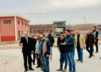 مسئولو “الإسكان” يتفقدون مشروعات المرافق الجاري تنفيذها لخدمة مدن ٦ أكتوبر