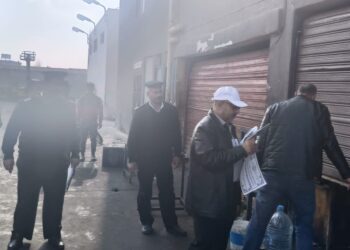 رئيس الجهاز: تنفيذ 24 قرار غلق وتشميع للمحال  المخالفة بدمياط الجديدة
