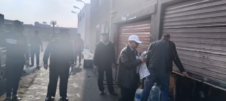 رئيس الجهاز: تنفيذ 24 قرار غلق وتشميع للمحال  المخالفة بدمياط الجديدة