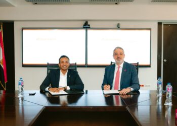 “المطورون العرب القابضة” تتعاون مع “إي آند بيزنس” لتطوير البنية التحتية للاتصالات في مشروعي نيووم أسيوط ونيووم مستقبل