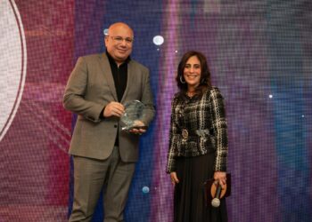 رئيس مجلس إدارة شركة مارجينز للتطوير العقارى  الشقق الفندقية حديث الساعة الان ونحتاج للمزيد من أجل دعم رؤية مصر ٢٠٣٠