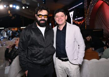 بالصور  أبو الروس وقماح واسامة الهادي ونجوم الاغنية فى حفل إفطار على النيل