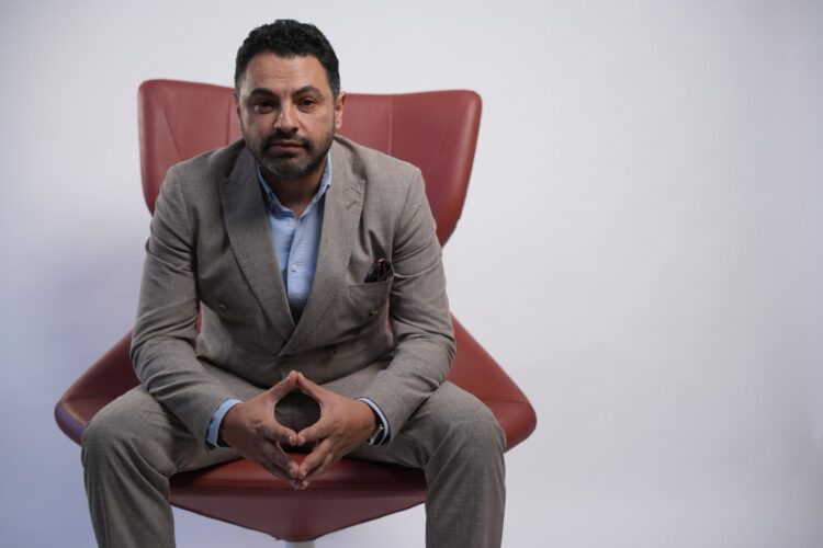 د. محمد صلاح يعلن انطلاق المرحلة الثانية من مبادرة ECC لدعم رواد الأعمال في قطاع 1 د. محمد صلاح يعلن انطلاق المرحلة الثانية من مبادرة ECC لدعم رواد الأعمال في قطاع