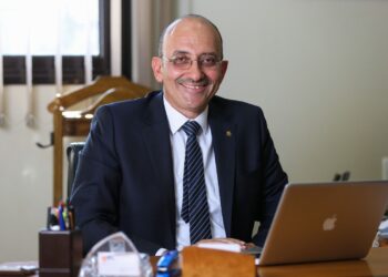 علاء فكري : قرار خفض الفائدة ساهم في دفع التفاؤل بالقطاع العقاري