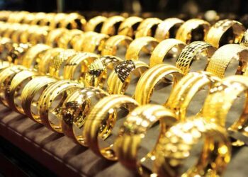 «آي صاغة» : رسائل الفيدرالي الأمريكي تُربك الأسواق.. والذهب يحاول الصمود