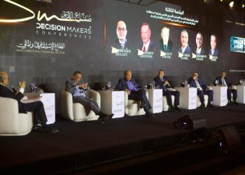 اختتام فعاليات مؤتمر “صناع القرار” بمناقشات حول سبل توطين الاستثمارات الأجنبية المباشرة