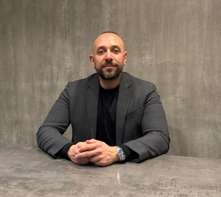 أحمد الدسوقي: الملكية الجزئية للعقار أداة جديدة للمطورين وجاذبة لصغار المستثمرين 1 أحمد الدسوقي: الملكية الجزئية للعقار أداة جديدة للمطورين وجاذبة لصغار المستثمرين