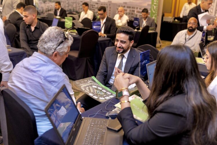 شركة Rock Developments تحقق مبيعات قياسية بالمرحلة الأولى ب"روك جرين" خلال 48 ساعة 1 شركة Rock Developments تحقق مبيعات قياسية بالمرحلة الأولى ب”روك جرين” خلال 48 ساعة