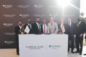 «كابيتال إيليت للتطوير» تستعد لإطلاق أحدث مشروعاتها بالتعاون مع «Wyndham Hotels & Resorts» الأمريكية باستثمارات 13 مليار جنيه 3 IMG 20251027 WA0023