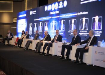 عبد الغفار: الوزارة أطلقت دليل شامل للاستثمار الصحي يتضمن حوافز موسعة وإعفاءات ضريبية