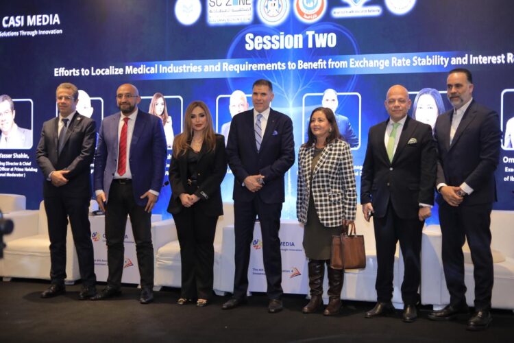 مسئولوون وخبراء يناقشون توطين الصناعات الطبية و الاستفادة من استقرار سعر الصرف وتراجع الفائدة