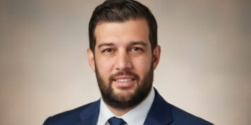 «تسلا للتطوير» تعلن تعيين علاء الشيخ رئيسًا للقطاع التجاري لتعزيز استراتيجياتها للتوسع والنمو