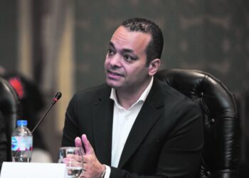 د. احمد صقر : جيل زد في مصر أصبح القوة الأكثر تأثيرًا في تغيير شكل الاستثمار العقاري 10 د. احمد صقر : جيل زد في مصر أصبح القوة الأكثر تأثيرًا في تغيير شكل الاستثمار العقاري