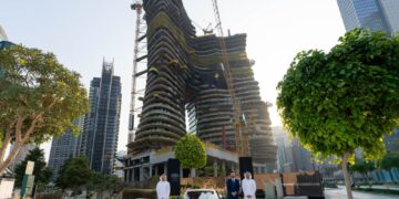 بن غاطي تبيع أغلى بنتهاوس في الشرق الأوسط مقابل 550 مليون درهم 2 بن غاطي تبيع أغلى بنتهاوس في الشرق الأوسط مقابل 550 مليون درهم