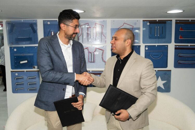 "سكر مكة" توقع اتفاقية مع "أندوز" للتصنيع الذكي لتوفير أنظمة مبتكرة ترفع جودة إنتاج ماكينات الخياطة بنسبة 40٪ 1 “سكر مكة” توقع اتفاقية مع “أندوز” للتصنيع الذكي لتوفير أنظمة مبتكرة ترفع جودة إنتاج ماكينات الخياطة بنسبة 40٪