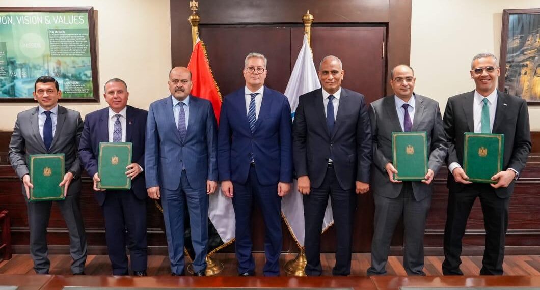 تحالف مصرفي يضم QNB مصر وCIB وبنك القاهرة لتمويل مشترك بقيمة 140 مليون دولار أمريكي لشركة العلمين لمنتجات السيليكون