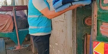 مع بداية 2026 صناع الخير تكثف جهودها في مبادرة «صناع الدفا» لتوزيع البطاطين على الأولى بالرعاية 2 مع بداية 2026 صناع الخير تكثف جهودها في مبادرة «صناع الدفا» لتوزيع البطاطين على الأولى بالرعاية