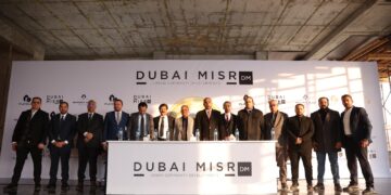 دبي مصر توقّع اتفاقية تعاون مع «بلاتينيوم» العالمية لتطوير «أوبسيدير تاور» وفق أعلى معايير الاستدامة بالعاصمة الإدارية