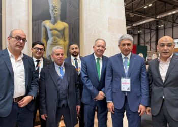 ايهاب عبد العال مصر على أعتاب موسم سياحي قوي و«الفيتور» يشعل الطلب من الأسواق اللاتينية 10 ايهاب عبد العال مصر على أعتاب موسم سياحي قوي و«الفيتور» يشعل الطلب من الأسواق اللاتينية