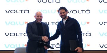 ڤاليو و «ڤولتة» توقعان اتفاقية شراكة لتمويل شراء السيارات الكهربائية الخضراء والمصنعة محليًا في مصر