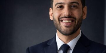 خبير اقتصادي: ضغوط الفائدة وقوة الدولار تدفع الذهب للتراجع مؤقتا 2 خبير اقتصادي: ضغوط الفائدة وقوة الدولار تدفع الذهب للتراجع مؤقتا