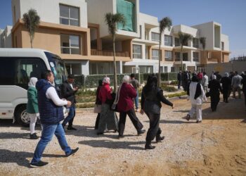 مارفيل نيو زايد.. «المراسم» تعزز حضورها الاستراتيجي في غرب القاهرة بمبيعات متوقعة 33 مليار جنيه 10 مارفيل نيو زايد.. «المراسم» تعزز حضورها الاستراتيجي في غرب القاهرة بمبيعات متوقعة 33 مليار جنيه