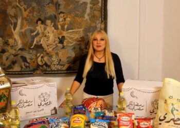 نجوم الفن يشاركون في تعبئة كراتين حملة "رمضانكم مصري" للعام الخامس عي التوالي لتوزيعها على المستحقين 10 نجوم الفن يشاركون في تعبئة كراتين حملة “رمضانكم مصري” للعام الخامس عي التوالي لتوزيعها على المستحقين