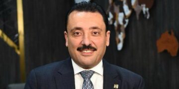 د. محمد رزق: التحول الرقمي اصبح درع مصر الاقتصادي وبوابة الانطلاق نحو منافسة عالمية بثقة واستقرار 2 د. محمد رزق: التحول الرقمي اصبح درع مصر الاقتصادي وبوابة الانطلاق نحو منافسة عالمية بثقة واستقرار