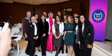 الميثاق العالمي للأمم المتحدة بمصر (UNGCNE) يحتفل بتخريج الدفعة الأولى من برنامج القيادة النسائية "Bloom with Purpose" 2 الميثاق العالمي للأمم المتحدة بمصر (UNGCNE) يحتفل بتخريج الدفعة الأولى من برنامج القيادة النسائية “Bloom with Purpose”