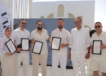 بمبيعات تجاوزت 120% من المستهدف.. هاني فراج يكرّم المتميزين في «ديار» و«Westway»  و«Harva»