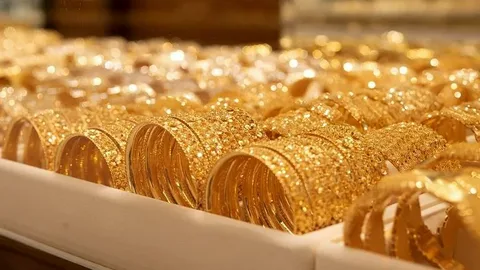 آي صاغة: الذهب يرتفع 50 جنيهًا في يومين.. وعيار 21 يسجل 5860 جنيهًا وسط ترقب قرارات الفيدرالي