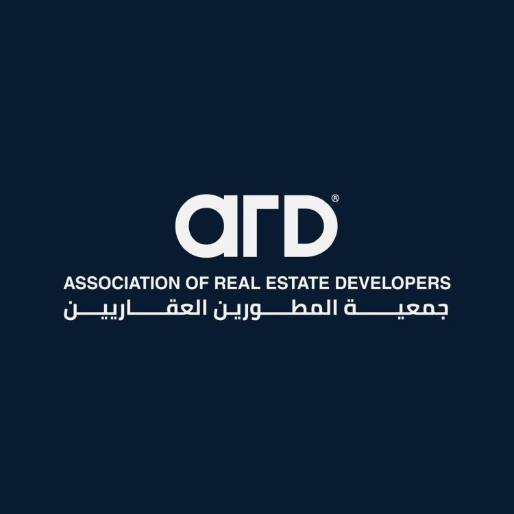 جمعية المطورين العقاريين تشيد بجهود عبير عصام في تأهيل الكوادر الفنية وتكريم أوائل مدارس عمار