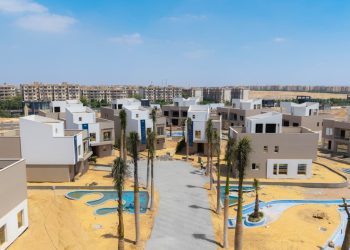خالد صبري تعلن اكتمال بيع المرحلة الأولى من «Waterside Villas» بمشروع Rosail City