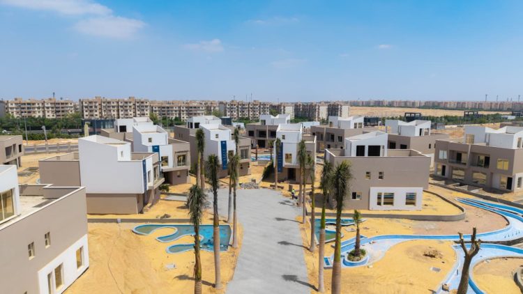 خالد صبري تعلن اكتمال بيع المرحلة الأولى من «Waterside Villas» بمشروع Rosail City