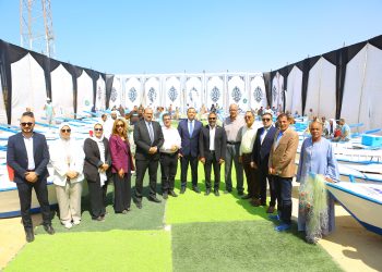 بنك قناة السويس يدعم صغار الصيادين بمبادرة “مراكب رزق” في محافظة السويس بالتعاون مع صنّاع الخير