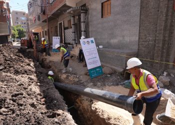 مصر الخير تستجيب لاستغاثات أهالي عزبة بدوي بالمنيا وتبدأ تنفيذ خط للصرف الصحي بالتعاون مع شركة مياه الشرب