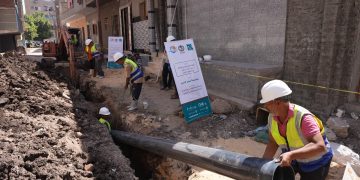 مصر الخير تستجيب لاستغاثات أهالي عزبة بدوي بالمنيا وتبدأ تنفيذ خط للصرف الصحي بالتعاون مع شركة مياه الشرب