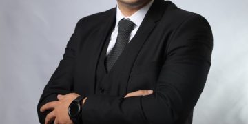 إيهاب عمر: السوق العقاري يحتاج آليات للتخارج وإعادة تدوير الوحدات قبل التعثر