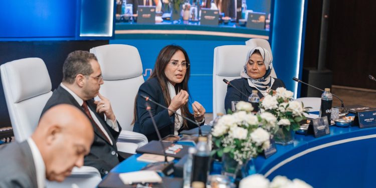 وزيرة الإسكان  تكشف خلال ملتقي مجلة أصول مصر تفاصيل مشروع  قانون تنظيم السوق العقاري و توضح موقف المتعثرين