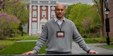 محمد الحداد يعزز مسيرته في التعليم التنفيذي ببرامج متخصصة في هارفارد ووارتون وإنسياد بالولايات المتحدة الأمريكية وفرنسا